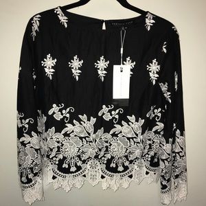‘Endless Rose’ Blouse Brand new with tags SMALL